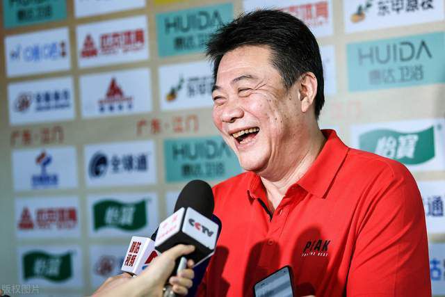 执行导演由任腾担任，代表作《唐人街拍案3》《花木兰》，摄影由获得第51届威尼斯国际电影节最佳摄影奖的杜可风担任，影片同时得到了美国20世纪福克斯公司的大力支持，由福克斯澳大利亚分公司CEO兼首席执行官韦恩博格担任该片顾问，澳大利亚国际华语电影节主席宫岚薇担任该片顾问及海外发行，澳大利亚华人侨领陈振武和金色光辉影业CEO刘奕麟担任澳大利亚联合制片人