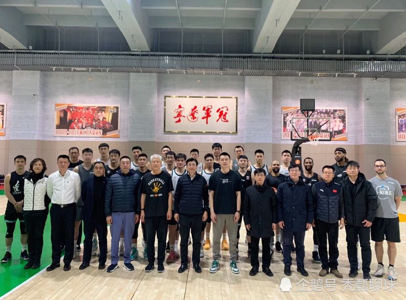 ”“那不勒斯有意激活板仓滉的1500万欧解约金条款，但是球员有身体方面的问题。